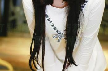GIRLT果团网 – 尹意纯与灰丝的微妙契约：美图的另一种可能