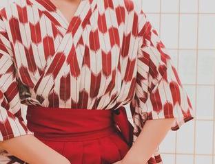 GIRLT果团网 – 谁说睡衣只能在家穿？龚玥菲的写真让你眼前一亮！