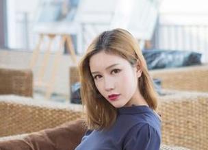 IMiss爱蜜社 – 泥鳅鳅带你“运动”一夏，更新作品绝对值得一看！