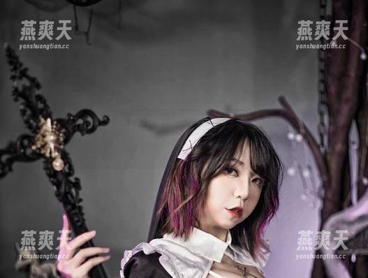 Leah梓未的写真界小叛逆，堕落修女壁纸，不看真的会后悔！