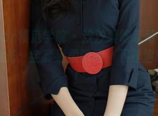 MFStar模范学院 – 汐汐爱吃草莓在办公室的时光：全套温柔瞬间，下载治愈心灵！