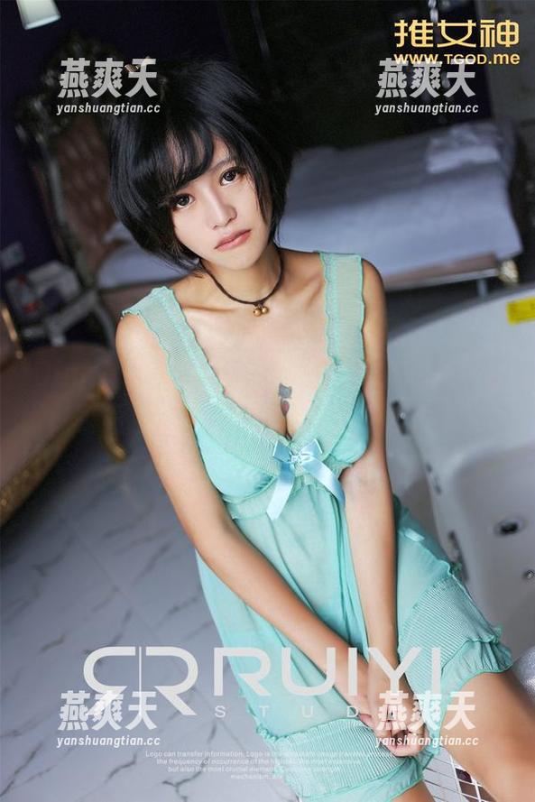 QingDouKe青豆客 - 最新萌宝儿泳装写真，整片海滩都因她而绚烂！