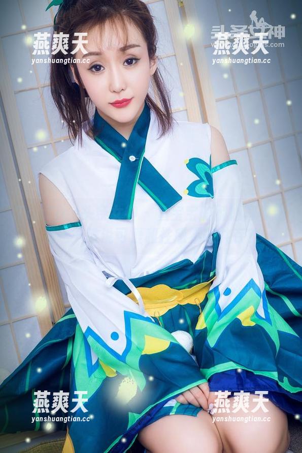 TouTiao头条女神-鱼宝宝 TouTiao头条女神 - 鱼宝宝的御姐写真精选——谁说可爱和性感不能共存?