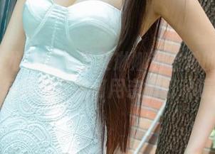 UGirls尤果网 – 当艾琳娜遇上她的妹妹：高清写真教你如何用亲情打动镜头！
