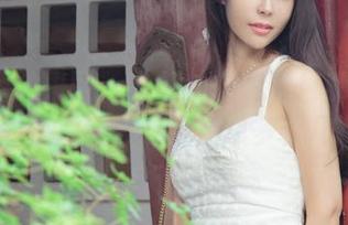 UGirls尤果网 – 最新长腿写真！郝晴Grace的照片让人忍不住想多看几眼！