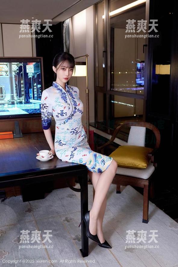 Xiuren秀人网-lingyu69 Xiuren秀人网 - 想当空姐?Lingyu定制图集告诉你,空中服务也能很有范儿!