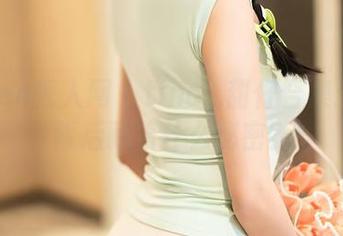 Xiuren秀人网 – tina_甜仔合集：温柔背后藏着什么秘密？