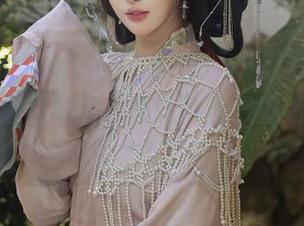 Xiuren秀人网 – 优琪琪子yuki写真大全：看完这些秘密，我觉得我得重新审视我的生活了！