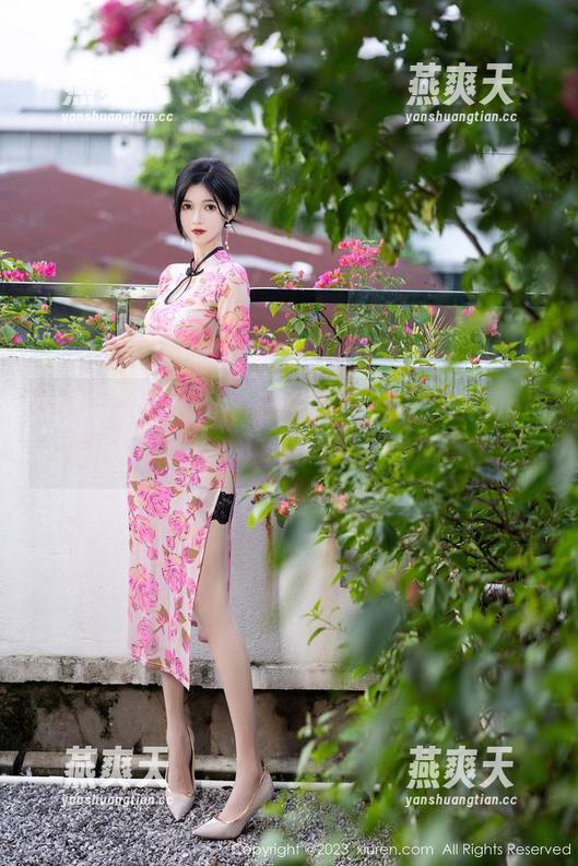 Xiuren秀人网 - 在线抢购：大琪琪Emily的内衣作品，谁说她只能穿在身上？