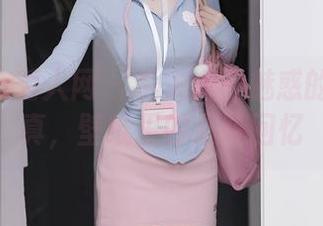 Xiuren秀人网 – 李夫人：魅惑的御姐写真，壁纸里的心跳回忆