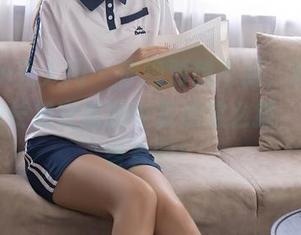 Xiuren秀人网 – 你绝对想不到，杨晨晨Yome的长裙在原图中竟然这么撩，快来看看套图！