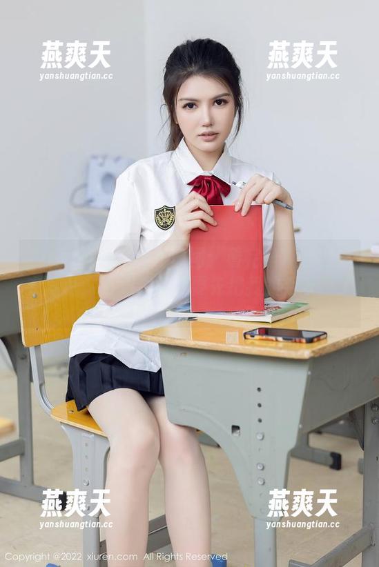 Xiuren秀人网 - 原图：看完芈琳娜的毛衣写真，不知道要不要先把我的毛衣扔了……