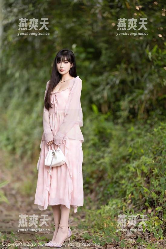 Xiuren秀人网-雨夕cy Xiuren秀人网 - 驱散阴霾:雨夕cy作品中的天使气息