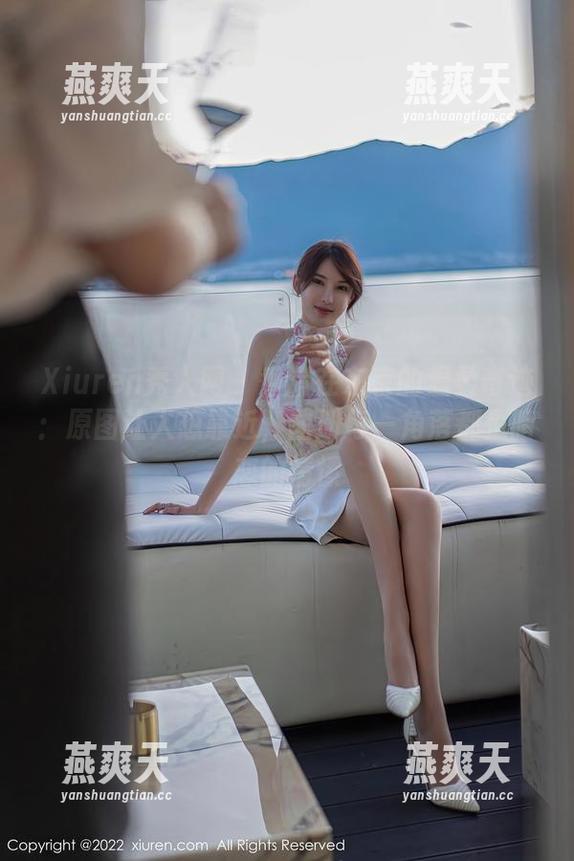 Xiuren秀人网-香澄在东京 Xiuren秀人网 - 香澄在东京的温柔奇迹:原图让人想靠近,图册每一角落都是暗恋的情愫