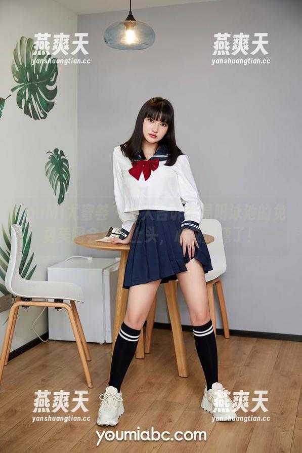 YouMi尤蜜荟-易阳 YouMi尤蜜荟 - 没人告诉我易阳泳池的免费美图会这么上头,心跳加速了!