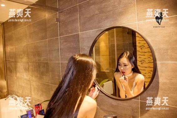 partycat轰趴猫 - 当杨晨晨sugar穿上连衣裙，发现无圣光的美才是真正的优雅