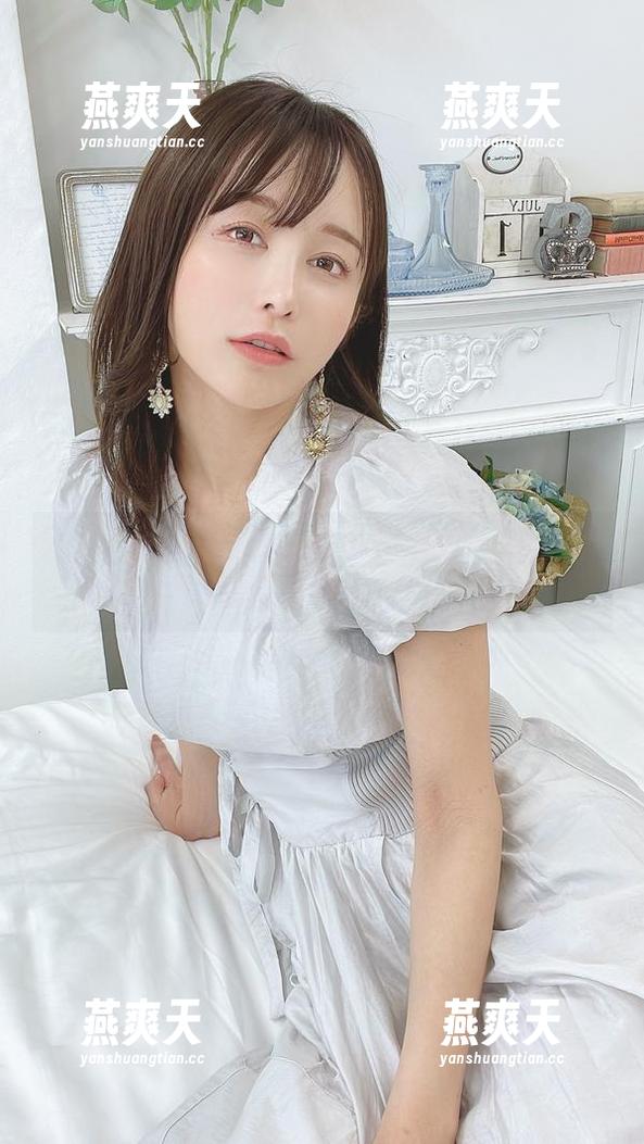 いくみ(育美)的Fantia深圳行：2022年写真图包曝光！