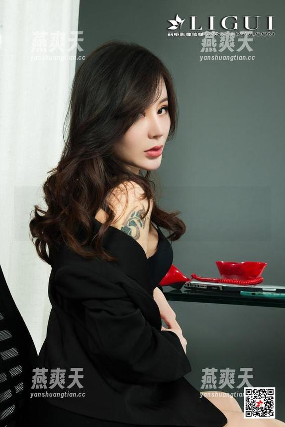 丽柜 - 来吧！一起欣赏苏黎的吟丝玉锁，太迷人啦快来刷爆你的图片合集！