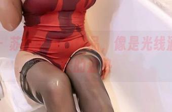 丽柜 – 苏黎的甜心作品，像是光线洒在指尖的温热