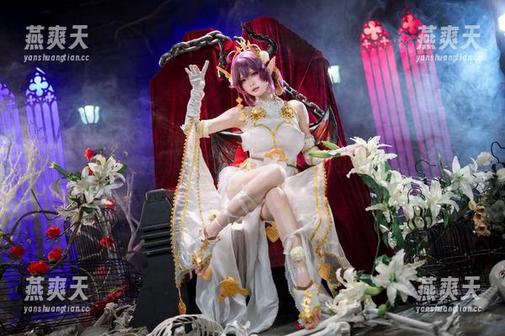 走进九柒喵的翠雀媚：让壁纸心跳加速的写真！