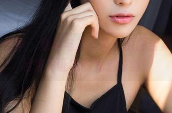 克拉女神 – 雅楠与万圣节：原图合集，一起来见证她的鬼魅时刻！
