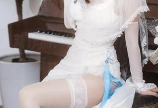 凉凉子最新作品：原图里的吊带，竟然带有一丝神秘感？