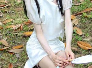 初夏女神 – 点点黑白正装，图包全景大揭秘：你没见过的她！