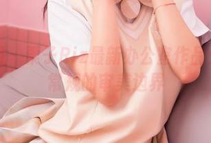 嗲囡囡 – 栗子Riz最新办公室作品：打破常规的审美边界