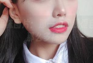 嘎潼的棉袜图片：那一瞬间我恨自己没有那么多袜子