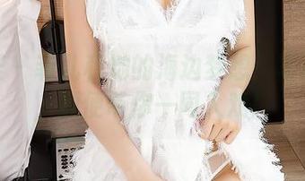 尤蜜荟 – 菲儿和她的海边梦想：写真图集，顺便带你一同入戏！