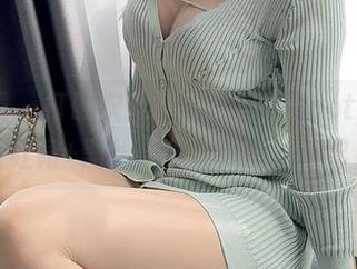 微密圈 – 打破次元壁，徐莉芝Booty私房枣红裙+黑丝合集让人心动不已！