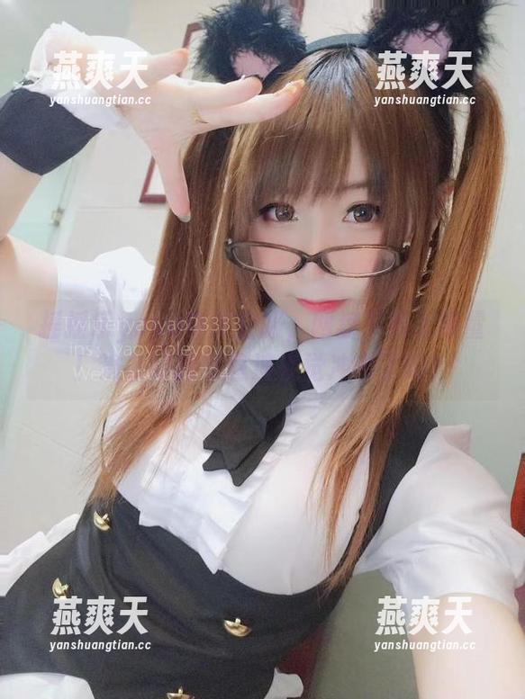 摇摇乐yoyo穿作业服，网盘下载无限量！准备好接受这波视觉冲击了吗？