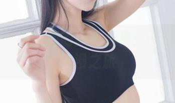 爱蜜社 – 田老师的旗袍合集：一场视觉的浪漫之旅