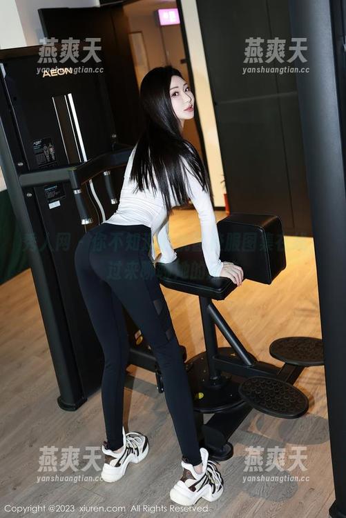 秀人网-优酱 秀人网 - 你不知道的优酱校服图集在线,过来聊聊她的风格