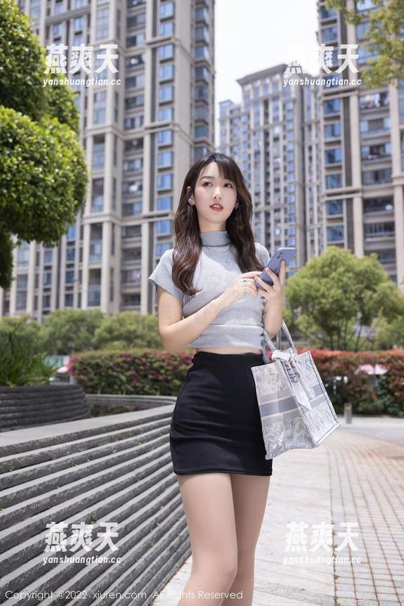 秀人网 - 夏日必备！安然maleah比基尼图库精选，让你心动不已