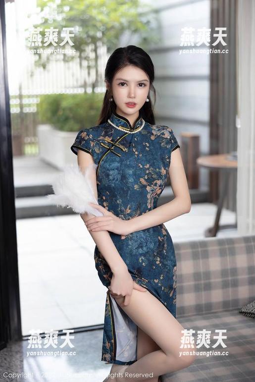 秀人网 - 小海臀Rena的护士写真集，高清之中藏着的调皮瞬间