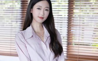 秀人网 – 王曼柔白丝火辣开场，赶紧免费下载这些绝美照片吧！