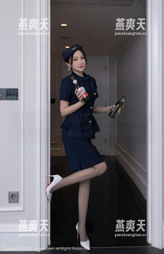 秀人网-言沫 秀人网 - 清晨的光线下,言沫的美脚高清资源就是那种美好,心情瞬间提升!