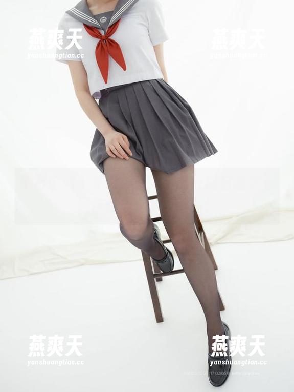 紧急企划 - 绝对最新！见希w的白丝学生服作品集，舔屏一级！
