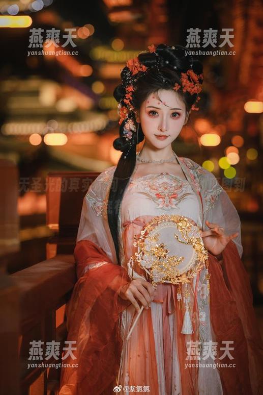 无圣光的真实瞬间，紫氯氯护士的原图到底有多撩？