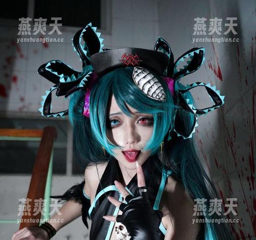 绞肉姬瑜伽COS精选：谁说运动不能美得让人心动？