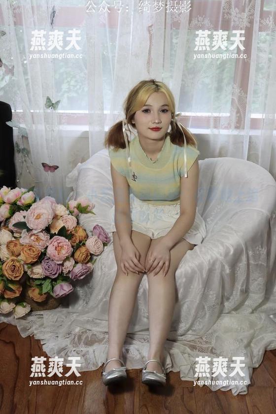 绮梦摄影-小艺 绮梦摄影 - 小艺兔女郎图册:在草地上追逐你的梦