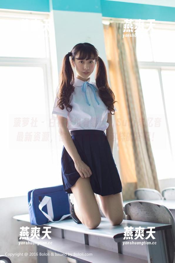 菠萝社-Suki朱忆音 菠萝社 - 白衬衫也有春天,Suki朱忆音最新资源,你的心情值得这样的搭配!