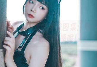 解锁落落Raku定制网袜图集：每一双袜子都有它的情感哦！