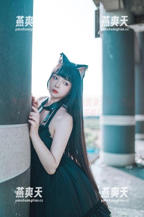 解锁落落Raku定制网袜图集：每一双袜子都有它的情感哦！