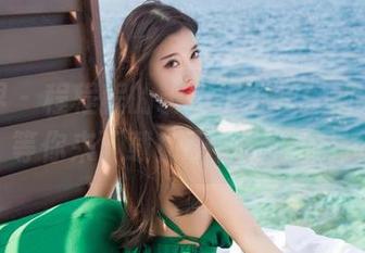 语画界 – 程程程的粉色护士装，图集狂欢等你来下载！不会后悔的！