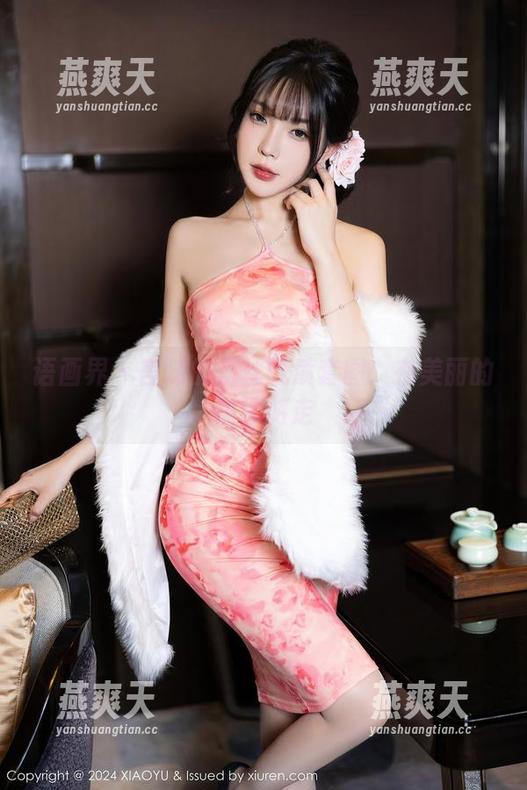 语画界-言沫 语画界 - 言沫的灰丝气质套图:在美丽的边缘游走