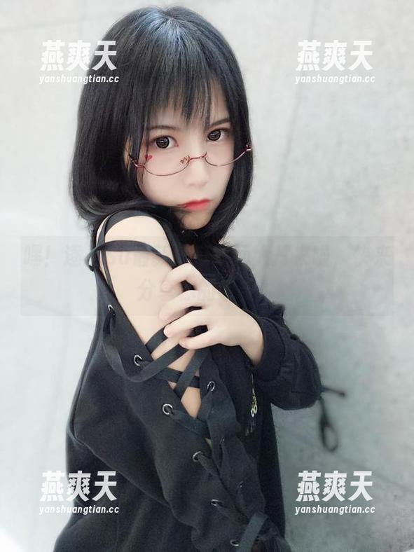 嘿！逐月Su最新家庭教师大片来啦，快来分享你的感受！