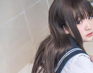 温柔青水百合子：图集中藏着的那些轻柔瞬间