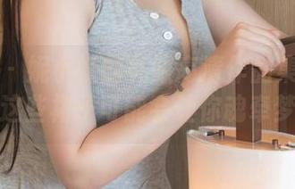 青豆客 – 妮小妖的礼服高清作品集：小心，这些裙子可能会让你魂牵梦萦